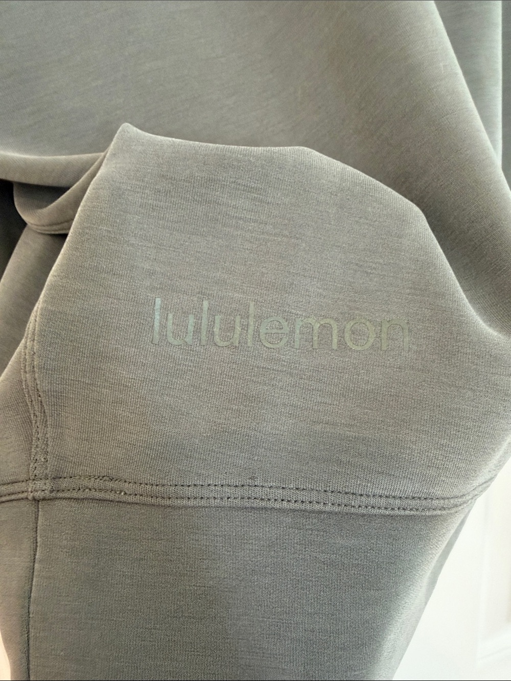 lululemon athletica perfectly oversized softstream Crewneck Sweatshirt - Olive - Picture 3 of 3